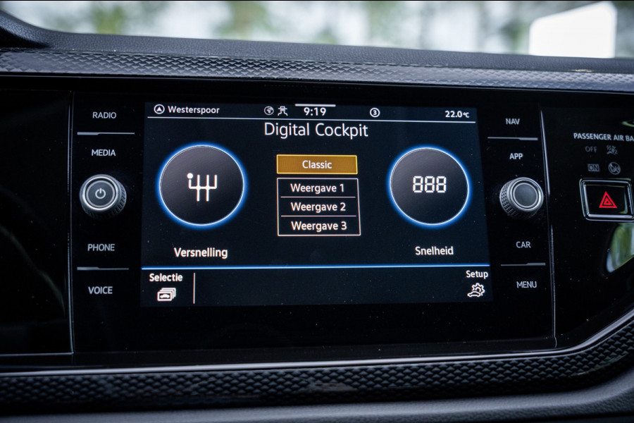 Volkswagen Polo 1.0 TSI 110pk Business | Beats | Keyless | Trekhaak | Led koplampen| Cruise control | Camera | Parkeerhulp |