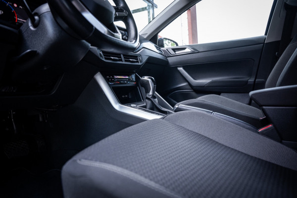 Volkswagen Polo 1.0 TSI 110pk Business | Beats | Keyless | Trekhaak | Led koplampen| Cruise control | Camera | Parkeerhulp |