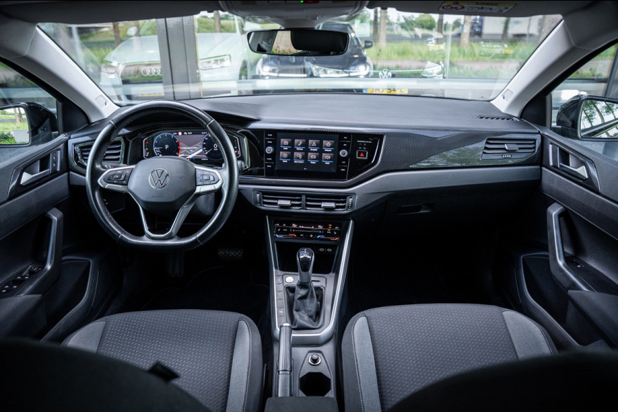 Volkswagen Polo 1.0 TSI 110pk Business | Beats | Keyless | Trekhaak | Led koplampen| Cruise control | Camera | Parkeerhulp |