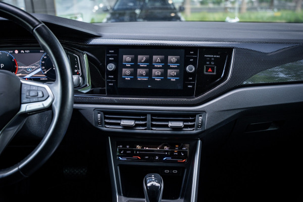 Volkswagen Polo 1.0 TSI 110pk Business | Beats | Keyless | Trekhaak | Led koplampen| Cruise control | Camera | Parkeerhulp |
