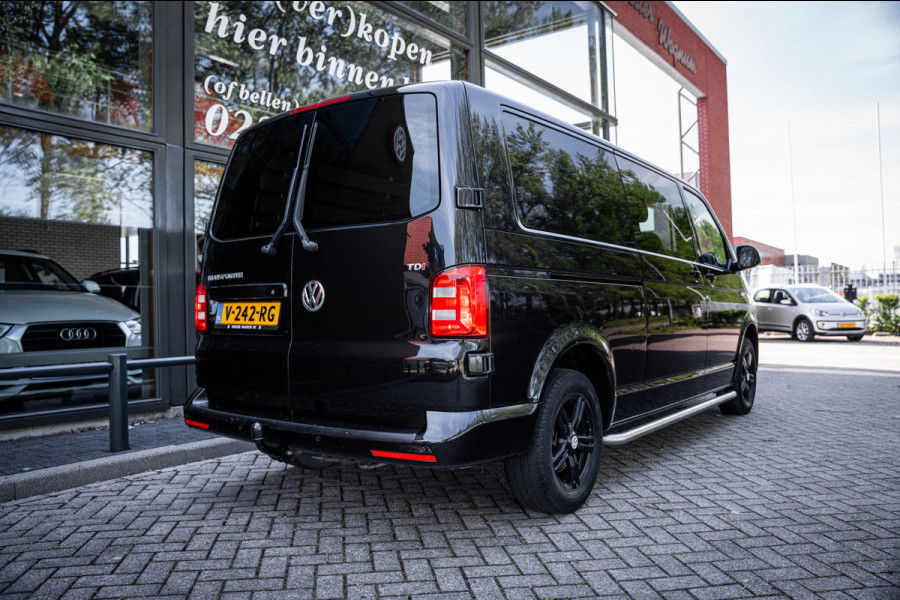 Volkswagen Transporter 2.0 TDI 150pk L2 Dubbel cabine DSG aut. | Trekhaak | Parkeerhulp | Navigatie |