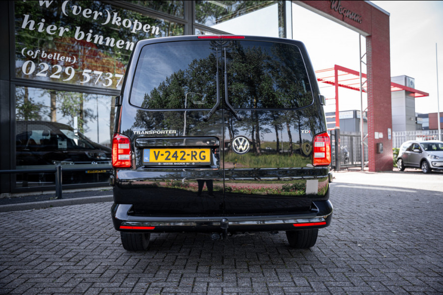 Volkswagen Transporter 2.0 TDI 150pk L2 Dubbel cabine DSG aut. | Trekhaak | Parkeerhulp | Navigatie |