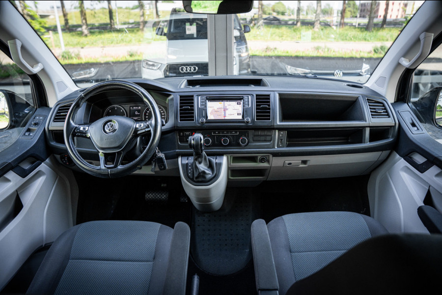 Volkswagen Transporter 2.0 TDI 150pk L2 Dubbel cabine DSG aut. | Trekhaak | Parkeerhulp | Navigatie |