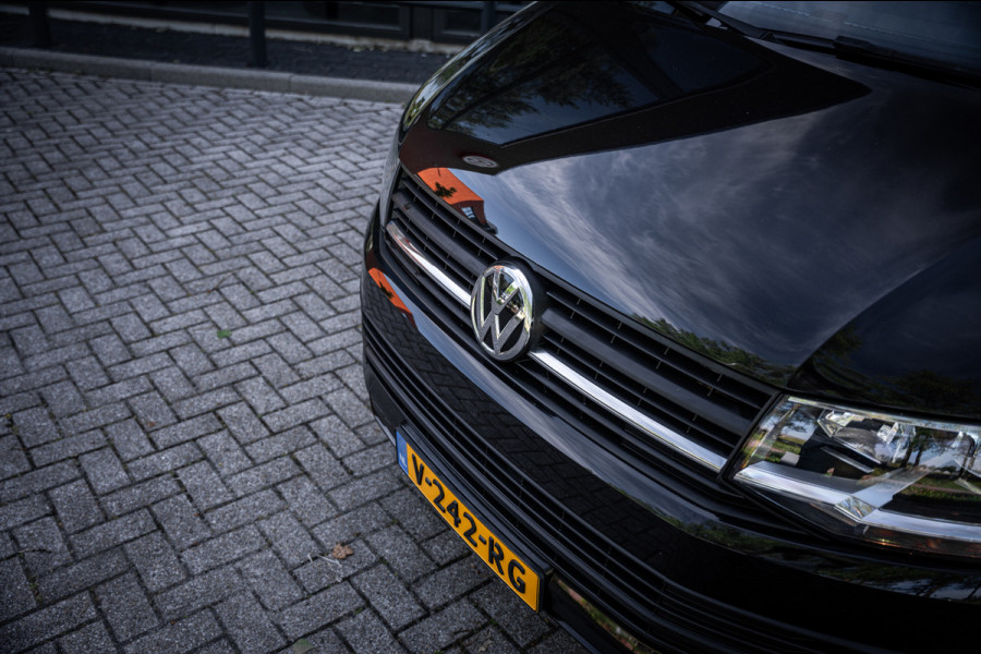 Volkswagen Transporter 2.0 TDI 150pk L2 Dubbel cabine DSG aut. | Trekhaak | Parkeerhulp | Navigatie |