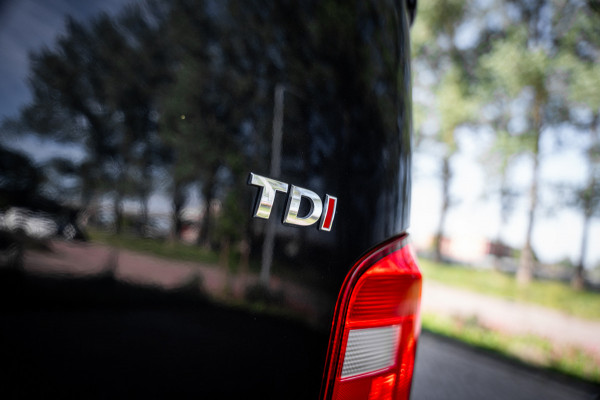 Volkswagen Transporter 2.0 TDI 150pk L2 Dubbel cabine DSG aut. | Trekhaak | Parkeerhulp | Navigatie |