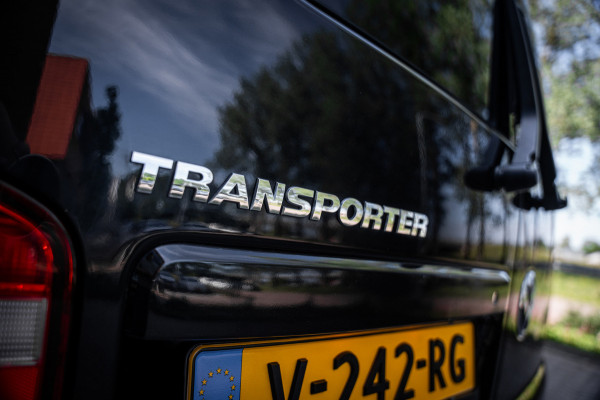 Volkswagen Transporter 2.0 TDI 150pk L2 Dubbel cabine DSG aut. | Trekhaak | Parkeerhulp | Navigatie |