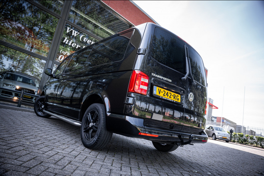 Volkswagen Transporter 2.0 TDI 150pk L2 Dubbel cabine DSG aut. | Trekhaak | Parkeerhulp | Navigatie |