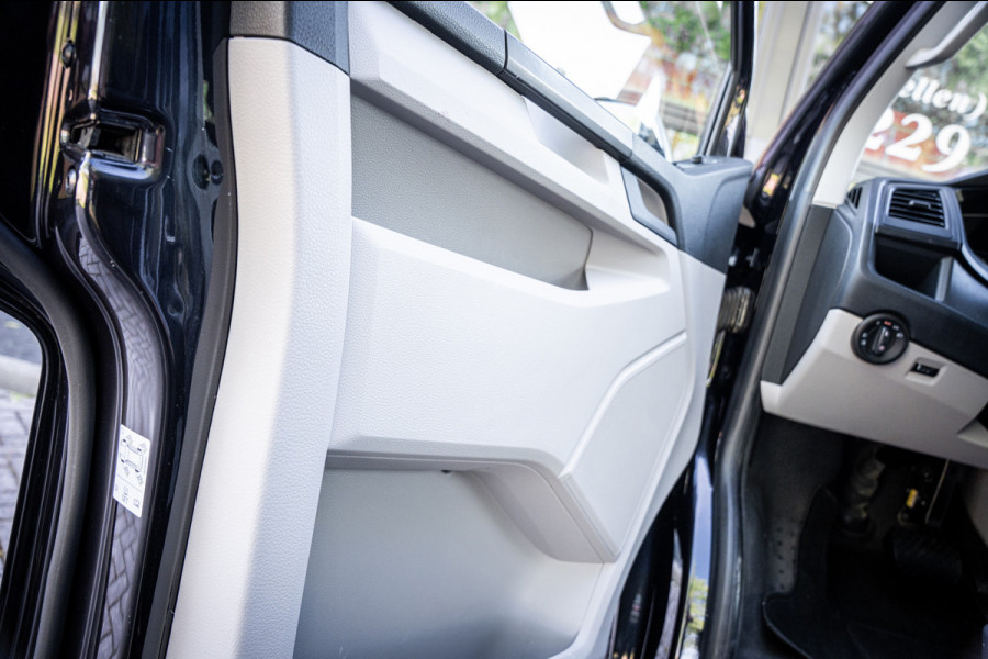 Volkswagen Transporter 2.0 TDI 150pk L2 Dubbel cabine DSG aut. | Trekhaak | Parkeerhulp | Navigatie |
