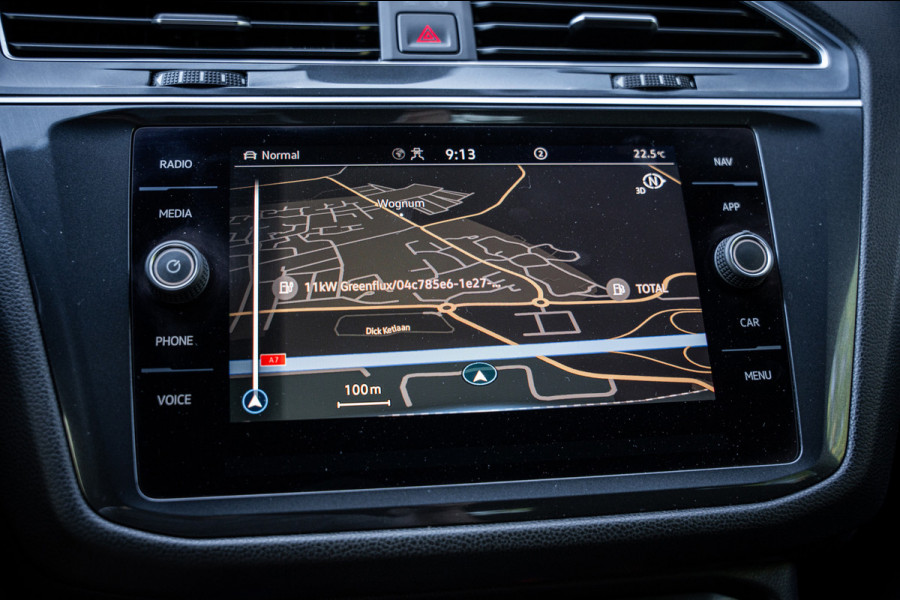 Volkswagen Tiguan Allspace 1.5 TSI R-Line Business+ | 7 persoons | Panoramadak | Leder | Trekhaak | Carplay | Stoel en stuurverw.|