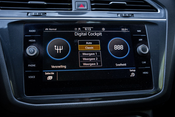 Volkswagen Tiguan Allspace 1.5 TSI R-Line Business+ | 7 persoons | Panoramadak | Leder | Trekhaak | Carplay | Stoel en stuurverw.|