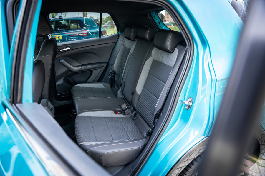 Volkswagen T-Cross 1.0 TSI 116pk R-line | LED | Carplay | Camera | Virtual cockpit | Navigatie | Adaptieve cruise |