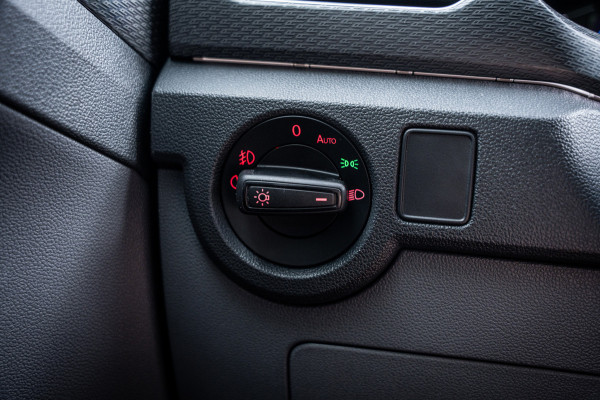 Volkswagen T-Cross 1.0 TSI 116pk R-line | LED | Carplay | Camera | Virtual cockpit | Navigatie | Adaptieve cruise |