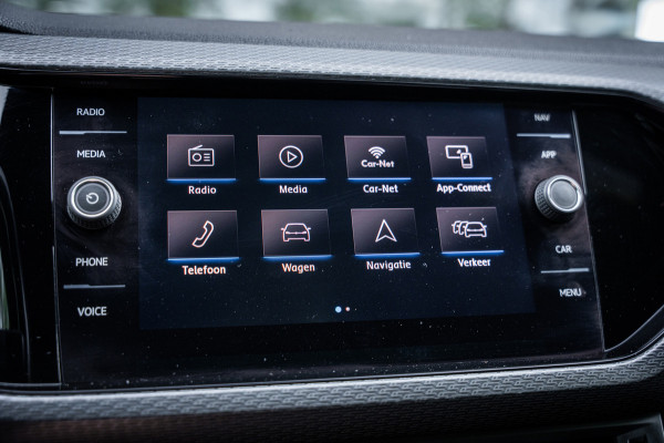Volkswagen T-Cross 1.0 TSI 116pk R-line | LED | Carplay | Camera | Virtual cockpit | Navigatie | Adaptieve cruise |