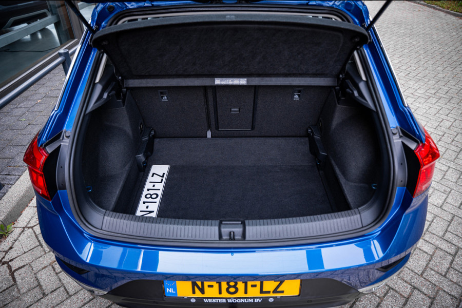 Volkswagen T-Roc 1.5 TSI Sport Autom. | Navi | PDC | Cruise controle | Trekhaak