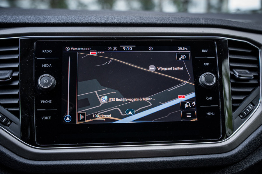 Volkswagen T-Roc 1.5 TSI Sport Autom. | Navi | PDC | Cruise controle | Trekhaak
