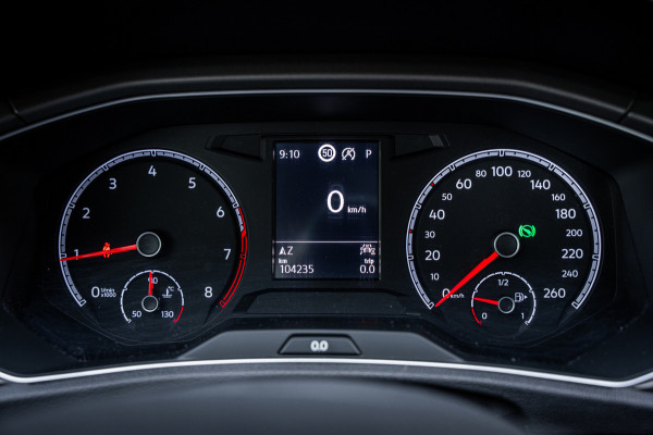 Volkswagen T-Roc 1.5 TSI Sport Autom. | Navi | PDC | Cruise controle | Trekhaak