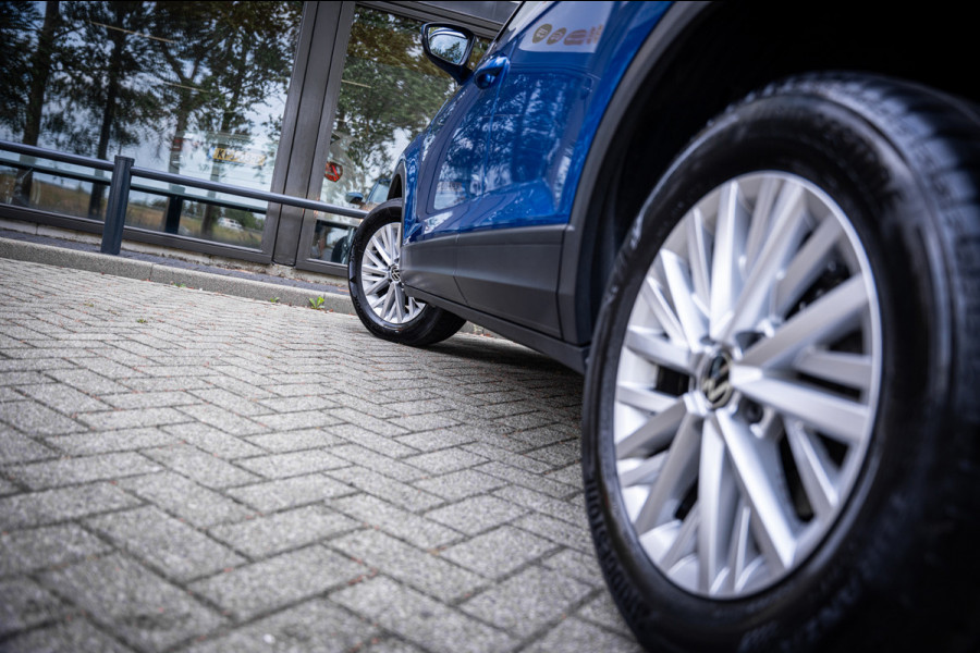 Volkswagen T-Roc 1.5 TSI Sport Autom. | Navi | PDC | Cruise controle | Trekhaak