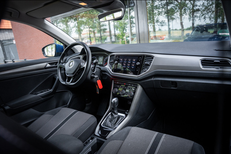 Volkswagen T-Roc 1.5 TSI Sport Autom. | Navi | PDC | Cruise controle | Trekhaak