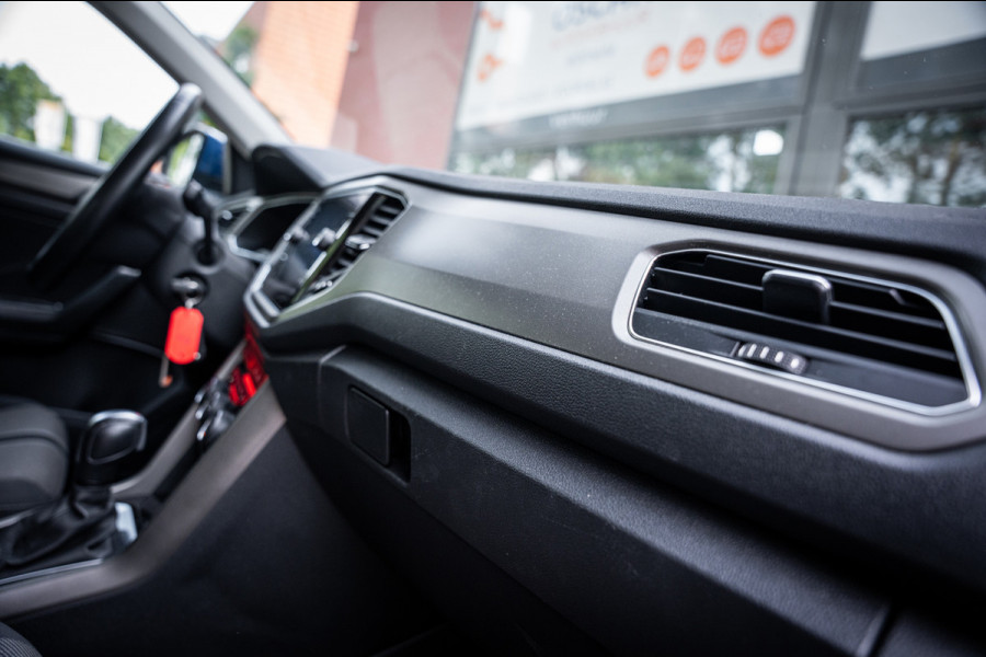 Volkswagen T-Roc 1.5 TSI Sport Autom. | Navi | PDC | Cruise controle | Trekhaak