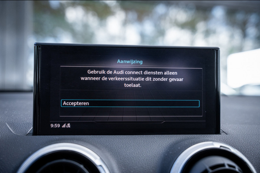 Audi Q2 35 TFSI S Edition | matrix LED | Cruise | PDC | Navi | Automaat