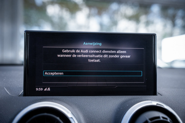 Audi Q2 35 TFSI S Edition | matrix LED | Cruise | PDC | Navi | Automaat