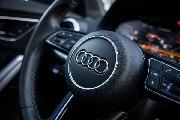 Audi Q2 35 TFSI S Edition | matrix LED | Cruise | PDC | Navi | Automaat