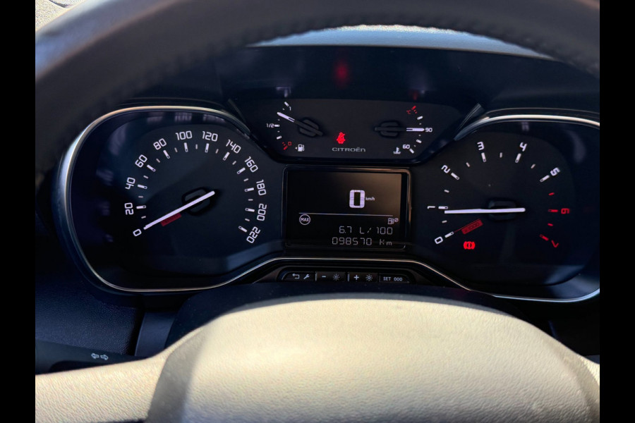 Citroën C3 Aircross 1.2 PureTech Shine Pack - Navigatie / Apple CarPlay I Airco I Leer I Sport velgen I LED I PDC I Dealer onderh.