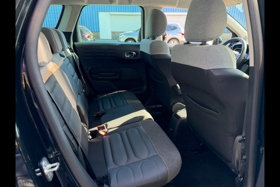 Citroën C3 Aircross 1.2 PureTech Shine Pack - Navigatie / Apple CarPlay I Airco I Leer I Sport velgen I LED I PDC I Dealer onderh.