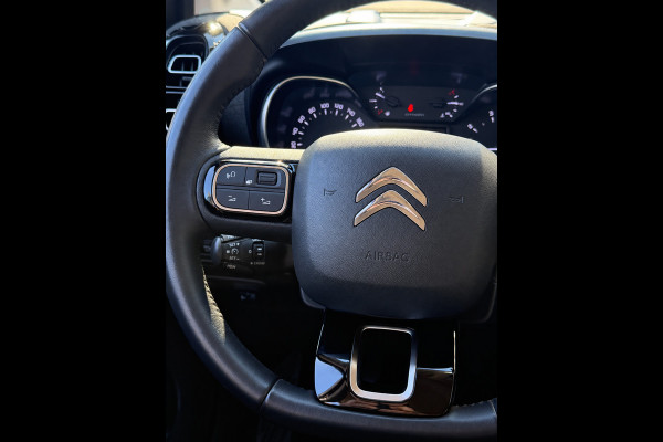 Citroën C3 Aircross 1.2 PureTech Shine Pack - Navigatie / Apple CarPlay I Airco I Leer I Sport velgen I LED I PDC I Dealer onderh.