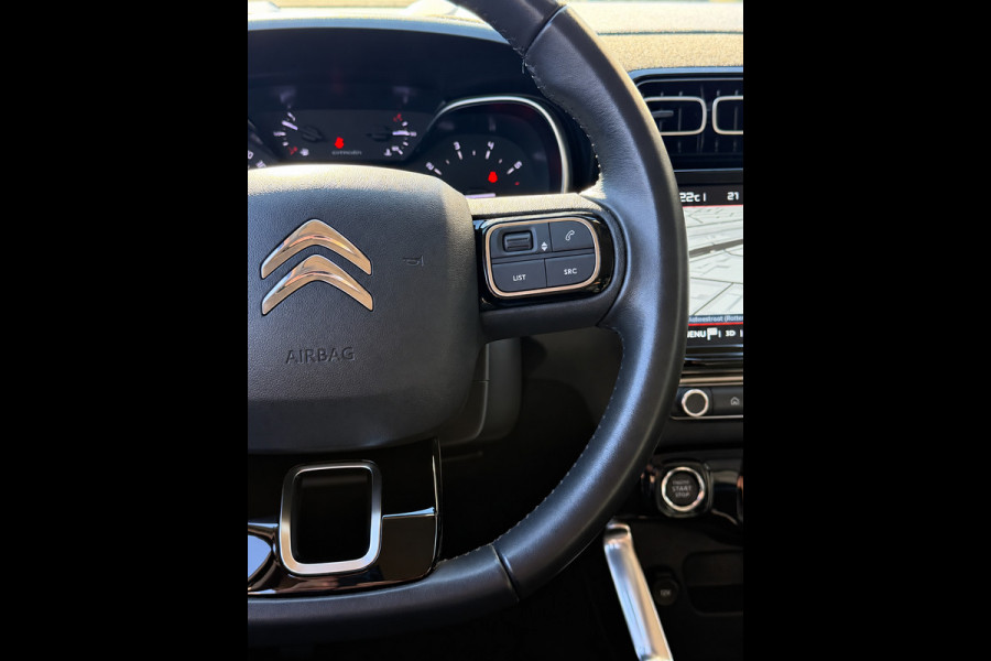 Citroën C3 Aircross 1.2 PureTech Shine Pack - Navigatie / Apple CarPlay I Airco I Leer I Sport velgen I LED I PDC I Dealer onderh.