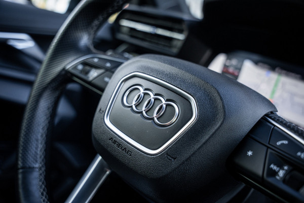 Audi A3 Sportback 40 TFSI e Business edition | Navi | Virtual cockpit | PDC | Cruise | LED