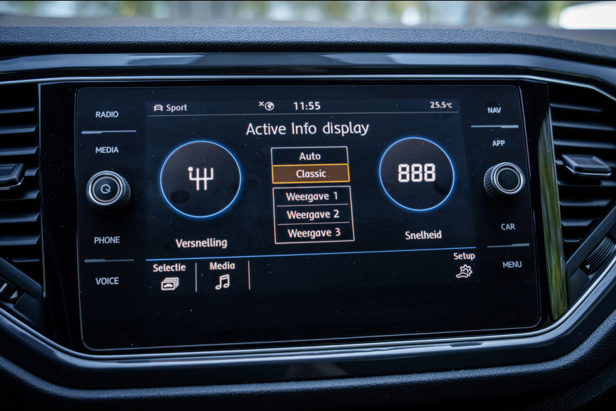 Volkswagen T-Roc 1.5 TSI Sport | Climate | Navi | Cruise | Camera | PDC