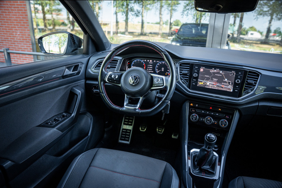 Volkswagen T-Roc 1.5 TSI Sport | Climate | Navi | Cruise | Camera | PDC