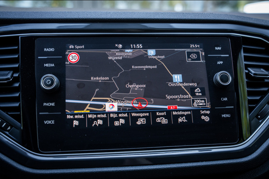 Volkswagen T-Roc 1.5 TSI Sport | Climate | Navi | Cruise | Camera | PDC