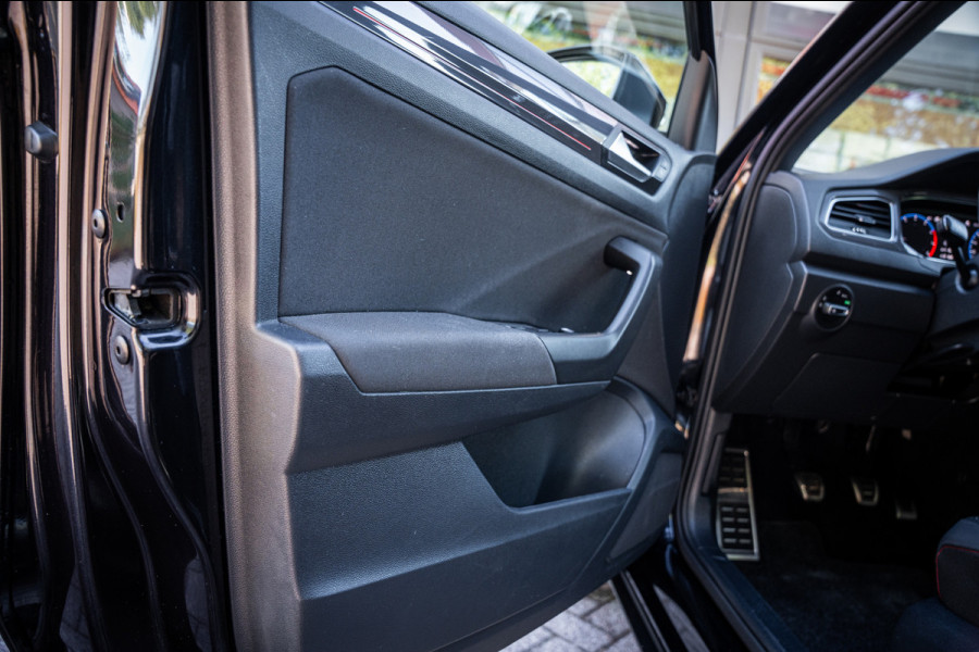 Volkswagen T-Roc 1.5 TSI Sport | Climate | Navi | Cruise | Camera | PDC