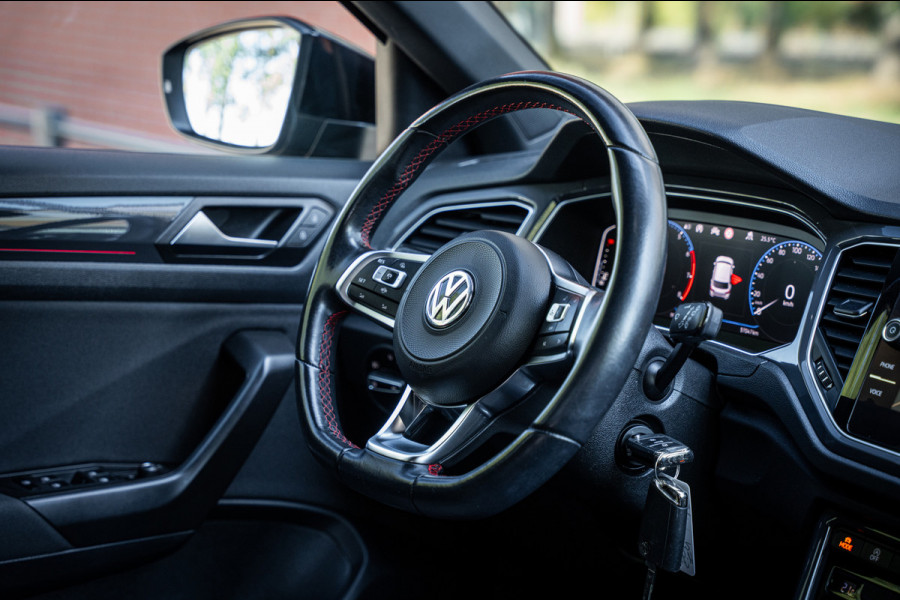 Volkswagen T-Roc 1.5 TSI Sport | Climate | Navi | Cruise | Camera | PDC
