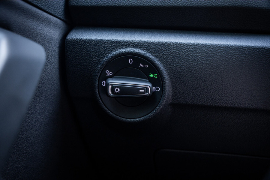 Volkswagen T-Roc 1.0 TSI R-Line | Navi | Camera | PDC | Cruise | LED | Virtual cockpit