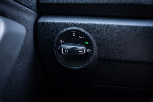 Volkswagen T-Roc 1.0 TSI R-Line | Navi | Camera | PDC | Cruise | LED | Virtual cockpit