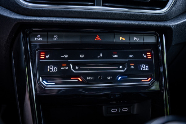 Volkswagen T-Roc 1.0 TSI R-Line | Navi | Camera | PDC | Cruise | LED | Virtual cockpit