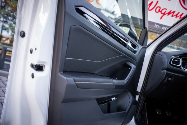 Volkswagen T-Roc 1.0 TSI R-Line | Navi | Camera | PDC | Cruise | LED | Virtual cockpit