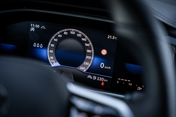 Volkswagen T-Roc 1.0 TSI R-Line | Navi | Camera | PDC | Cruise | LED | Virtual cockpit