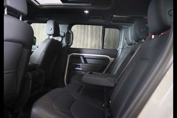 Land Rover Defender 110 2.0 P300e 110 X-Dynamic SE FACELIFT / Memory / Leder / Meridian / Acc / 360 Camera / Open Panoramadak