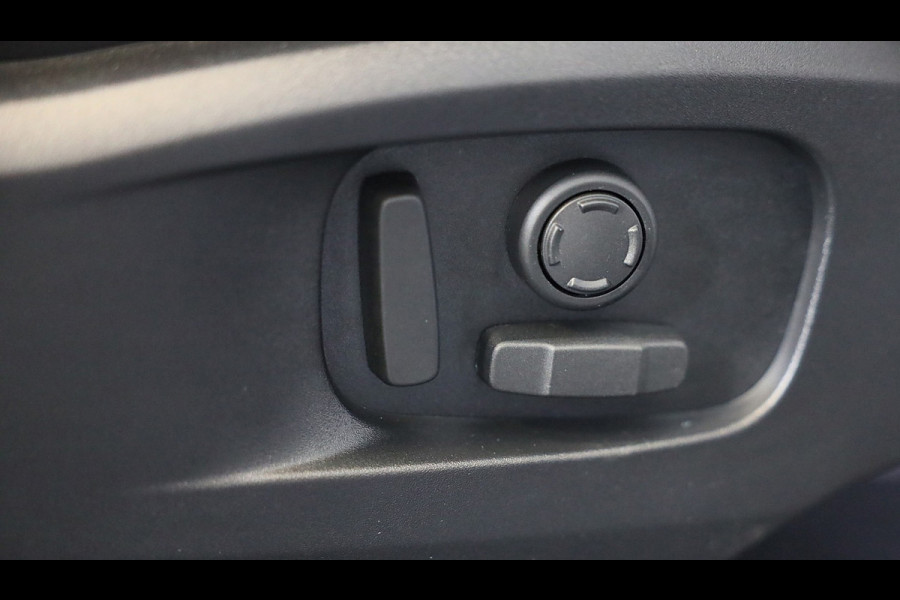 Land Rover Defender 110 2.0 P300e 110 X-Dynamic SE FACELIFT / Memory / Leder / Meridian / Acc / 360 Camera / Open Panoramadak