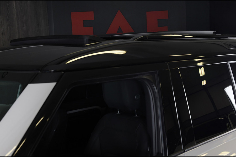 Land Rover Defender 110 2.0 P300e 110 X-Dynamic SE FACELIFT / Memory / Leder / Meridian / Acc / 360 Camera / Open Panoramadak