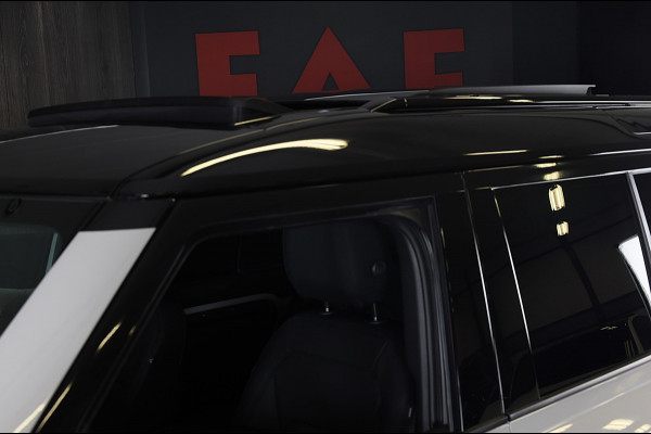 Land Rover Defender 110 2.0 P300e 110 X-Dynamic SE FACELIFT / Memory / Leder / Meridian / Acc / 360 Camera / Open Panoramadak