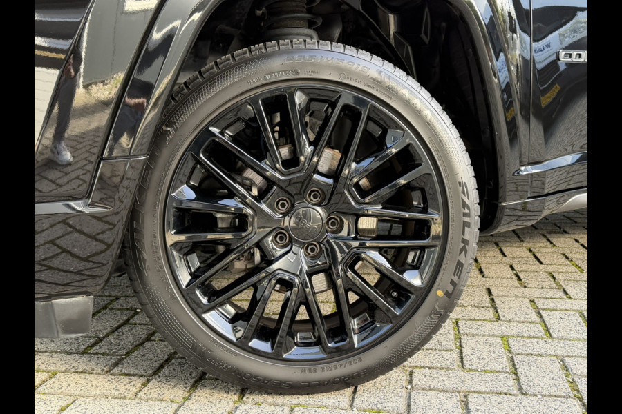 Jeep Compass 1.5T e-Hybrid High Altitude | Winter pack | Apple carplay/Android Auto | Camera | 19'' LMV Glossy black