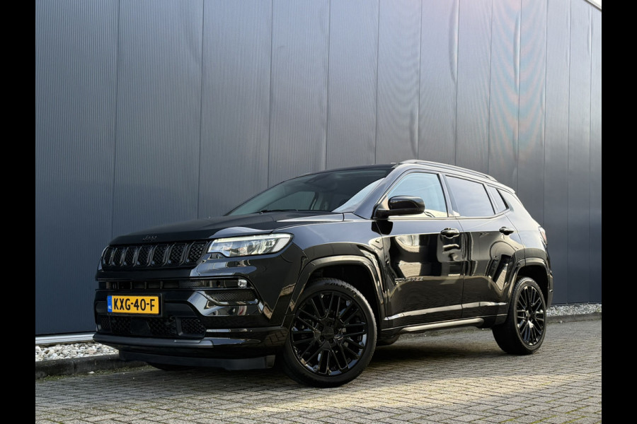 Jeep Compass 1.5T e-Hybrid High Altitude | Winter pack | Apple carplay/Android Auto | Camera | 19'' LMV Glossy black