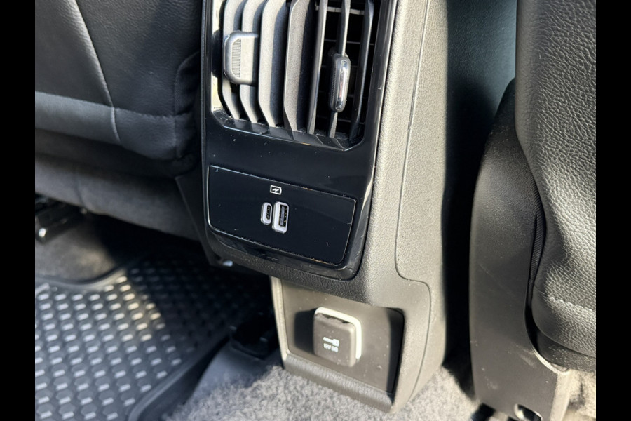 Jeep Compass 1.5T e-Hybrid High Altitude | Winter pack | Apple carplay/Android Auto | Camera | 19'' LMV Glossy black
