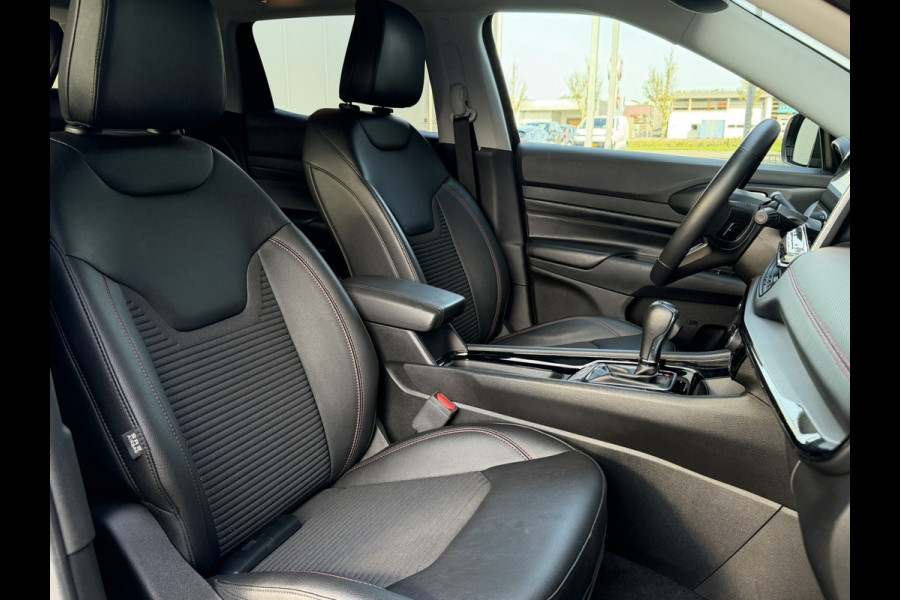 Jeep Compass 1.5T e-Hybrid High Altitude | Winter pack | Apple carplay/Android Auto | Camera | 19'' LMV Glossy black