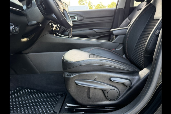 Jeep Compass 1.5T e-Hybrid High Altitude | Winter pack | Apple carplay/Android Auto | Camera | 19'' LMV Glossy black